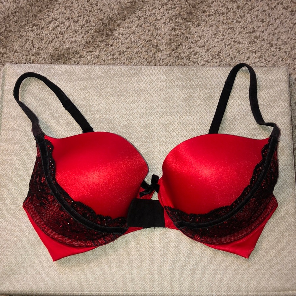 Victoria’s Secret satin very sexy push-up bra